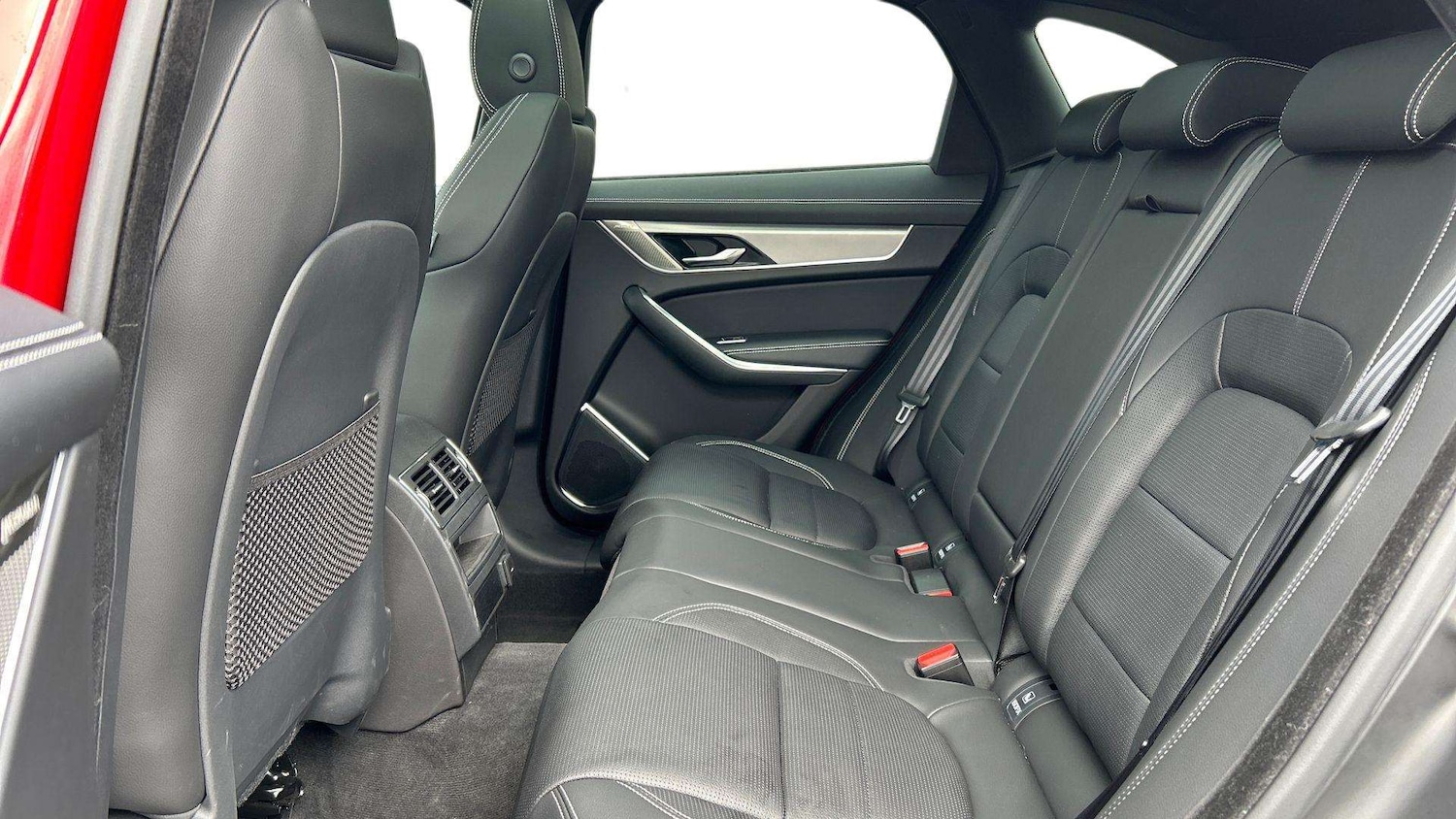 Used Jaguar F-Pace 2023 for sale - 76460491: Photo 4