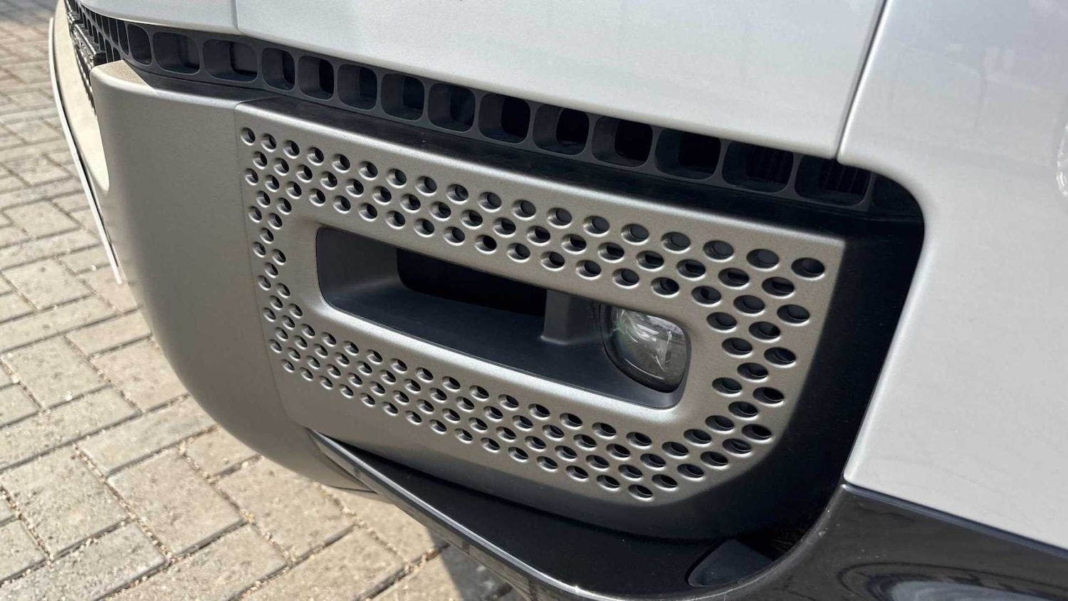 Used Land Rover Defender 2023 for sale - 76459940: Photo 29