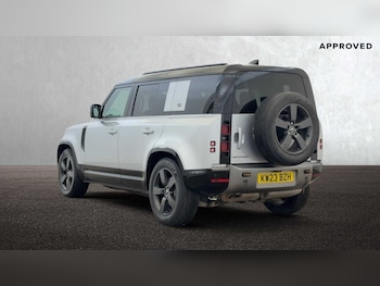 Used Land Rover Defender 2023 for sale - 76459940: Photo