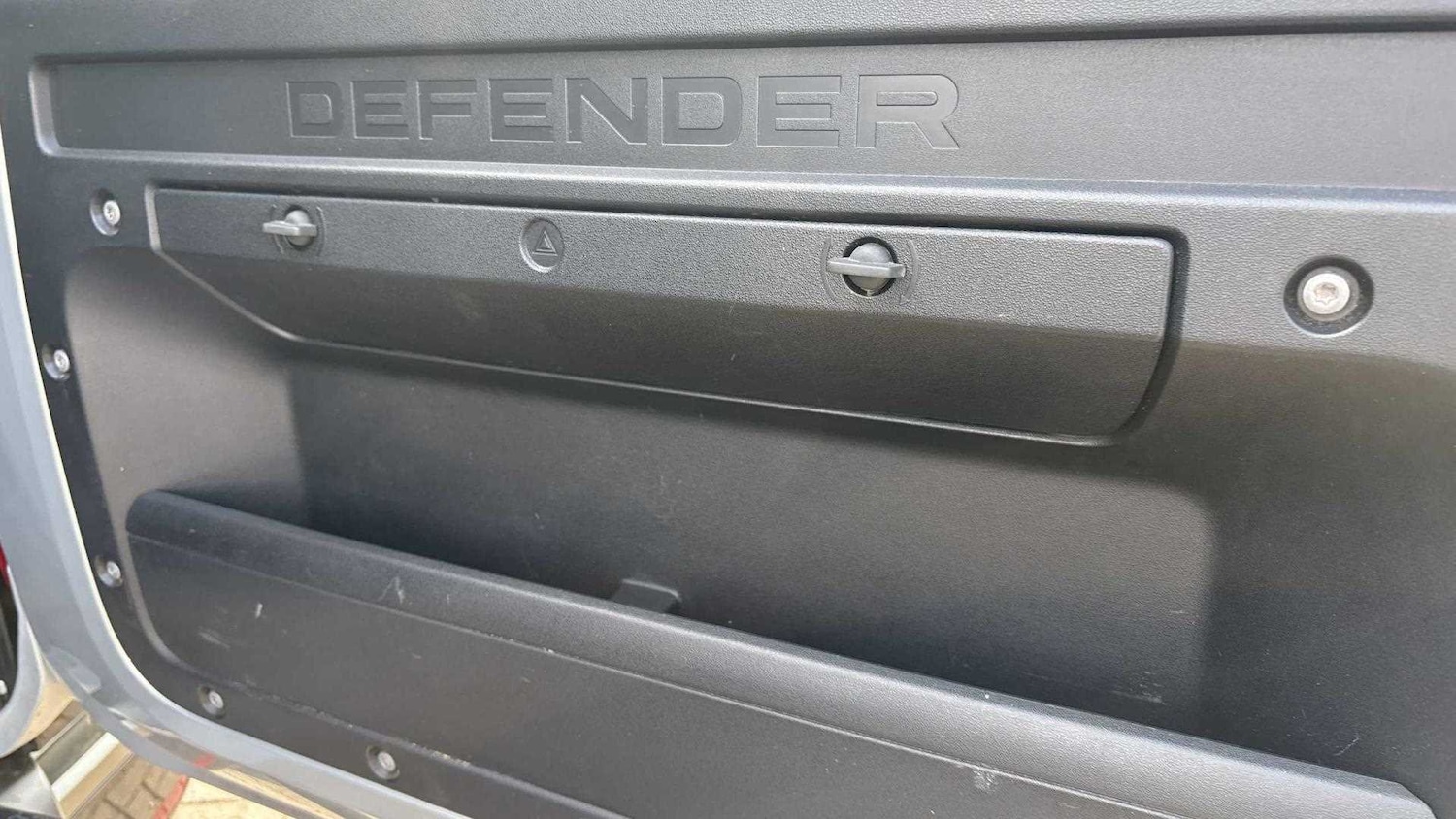 Used Land Rover Defender 2023 for sale - 76459940: Photo 30