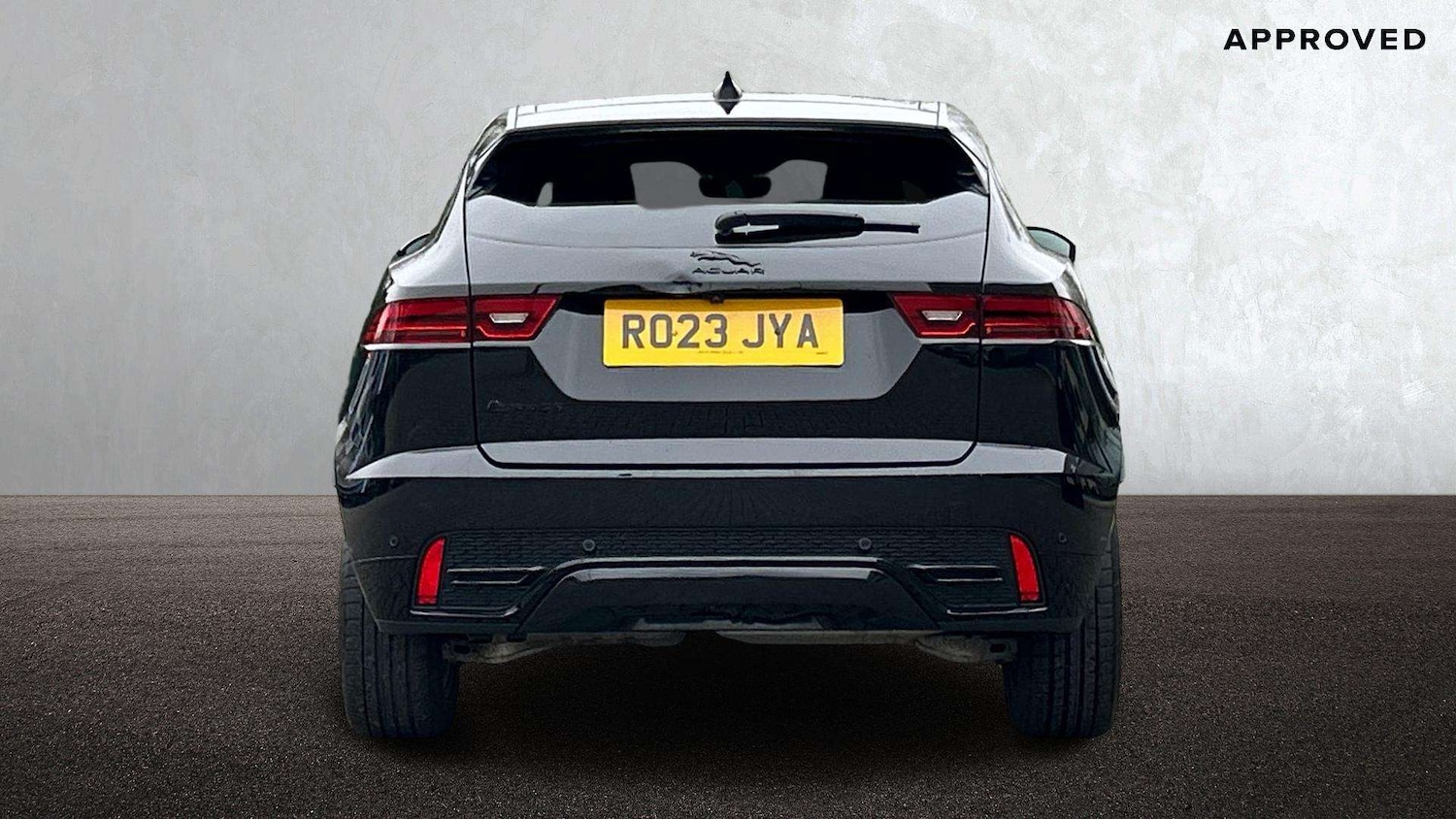 Used Jaguar E-Pace 2023 for sale - 77615308: Photo 6