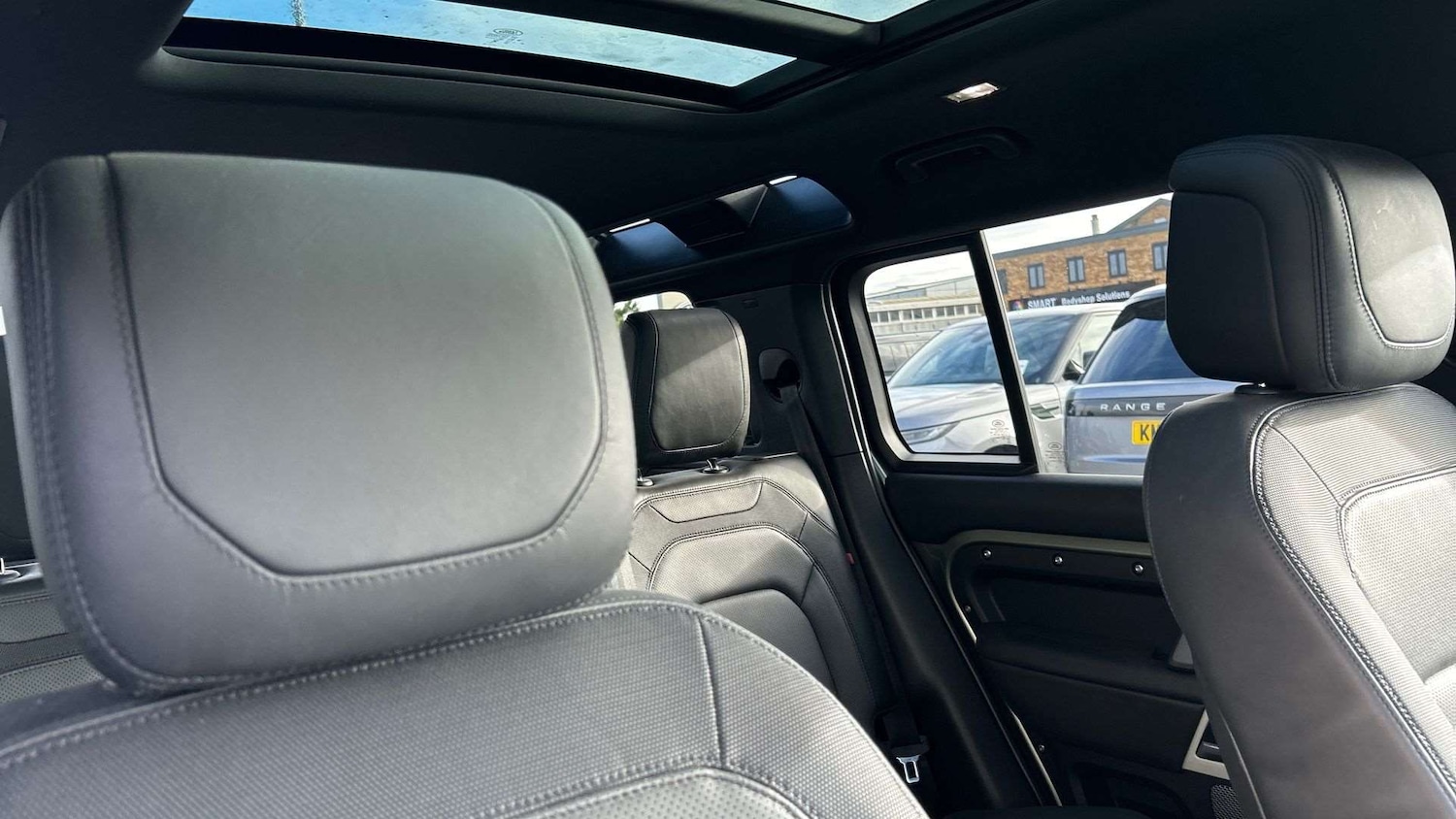 Used Land Rover Defender 2024 for sale - 76746018: Photo 21