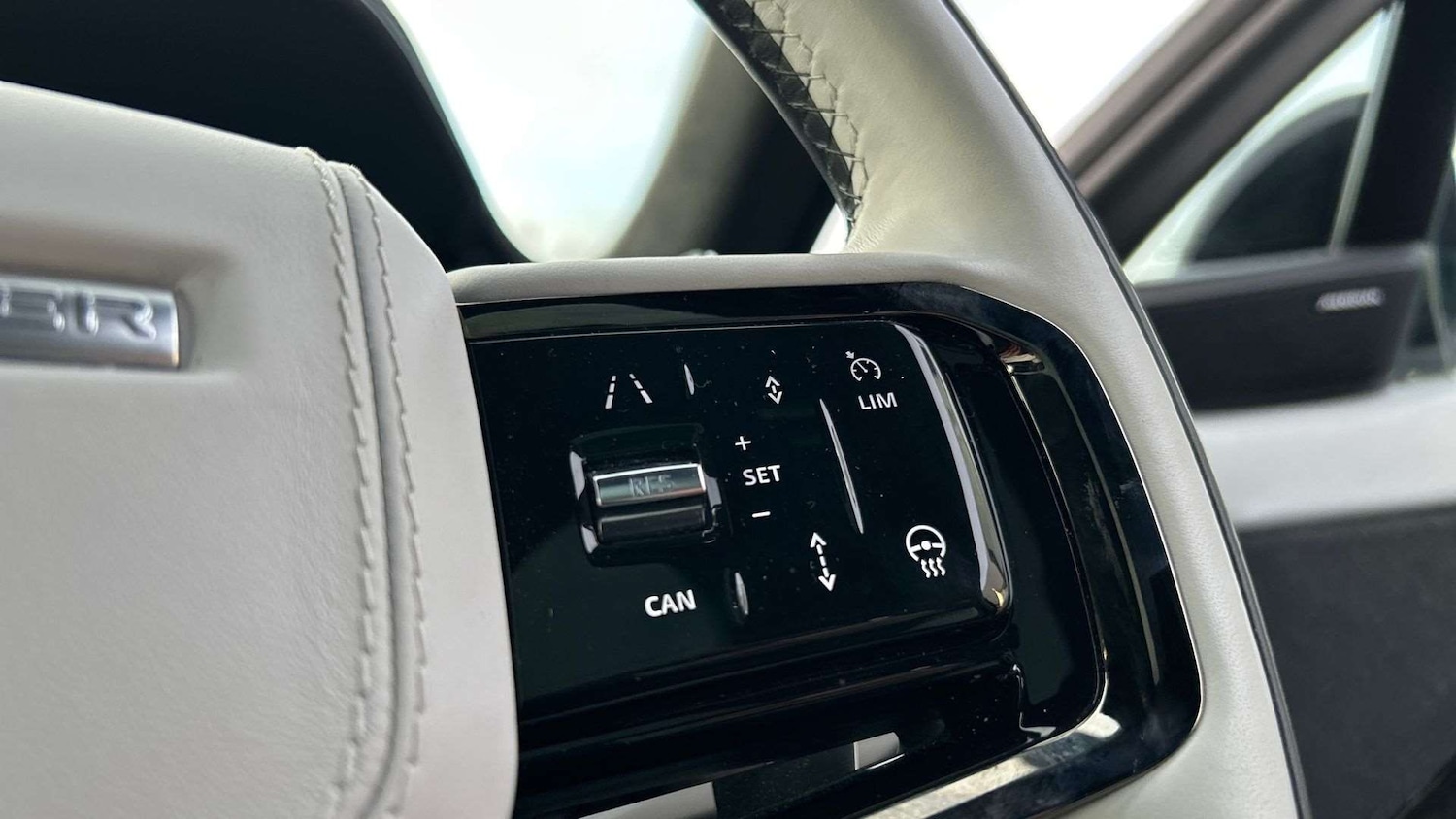 Used Land Rover Range Rover Sport 2023 for sale - 77134784: Photo 35