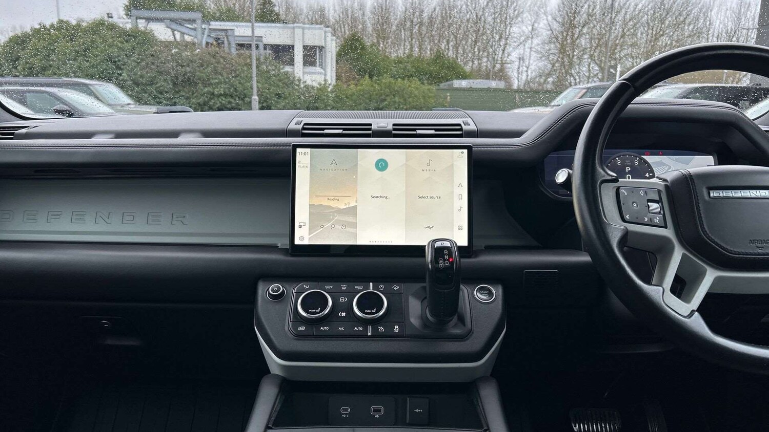 Used Land Rover Defender 2022 for sale - 77648915: Photo 14