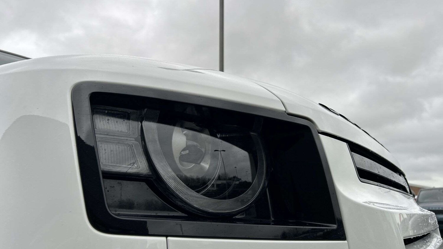 Used Land Rover Defender 2022 for sale - 77648915: Photo 17