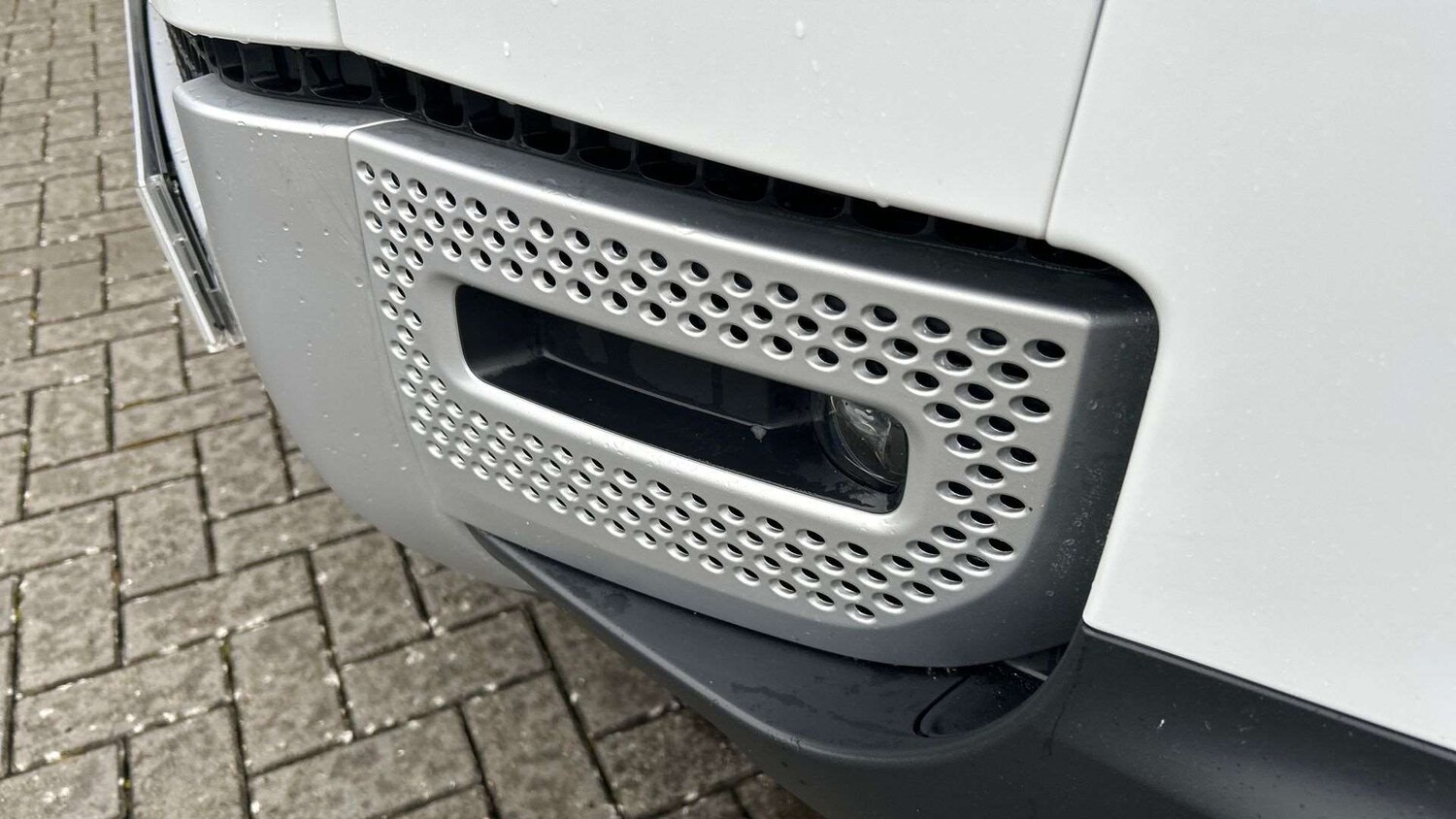 Used Land Rover Defender 2022 for sale - 77648915: Photo 31