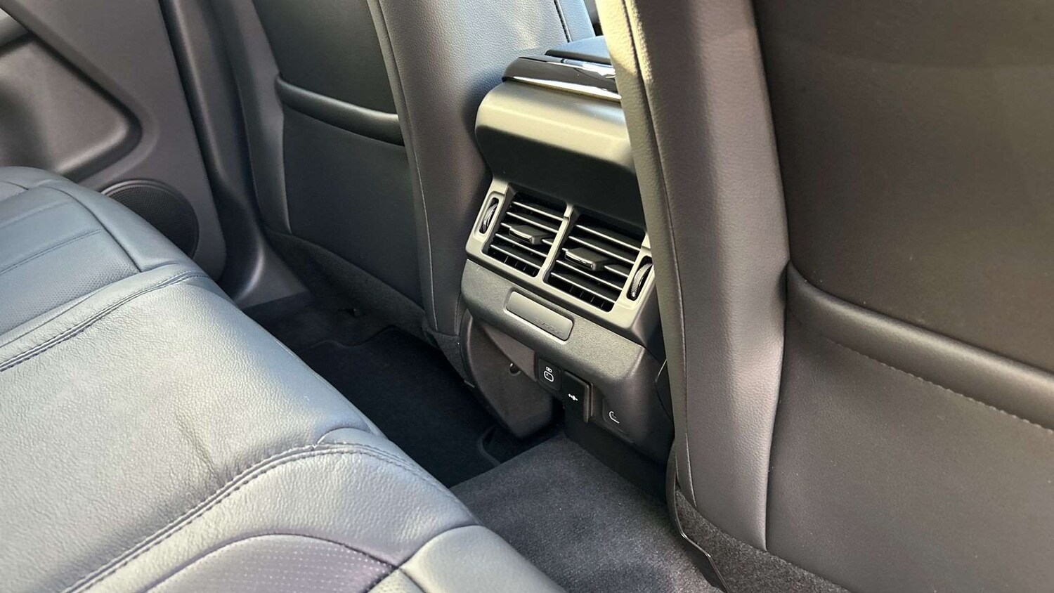 Used Land Rover Range Rover Evoque 2025 for sale - 77577469: Photo 18