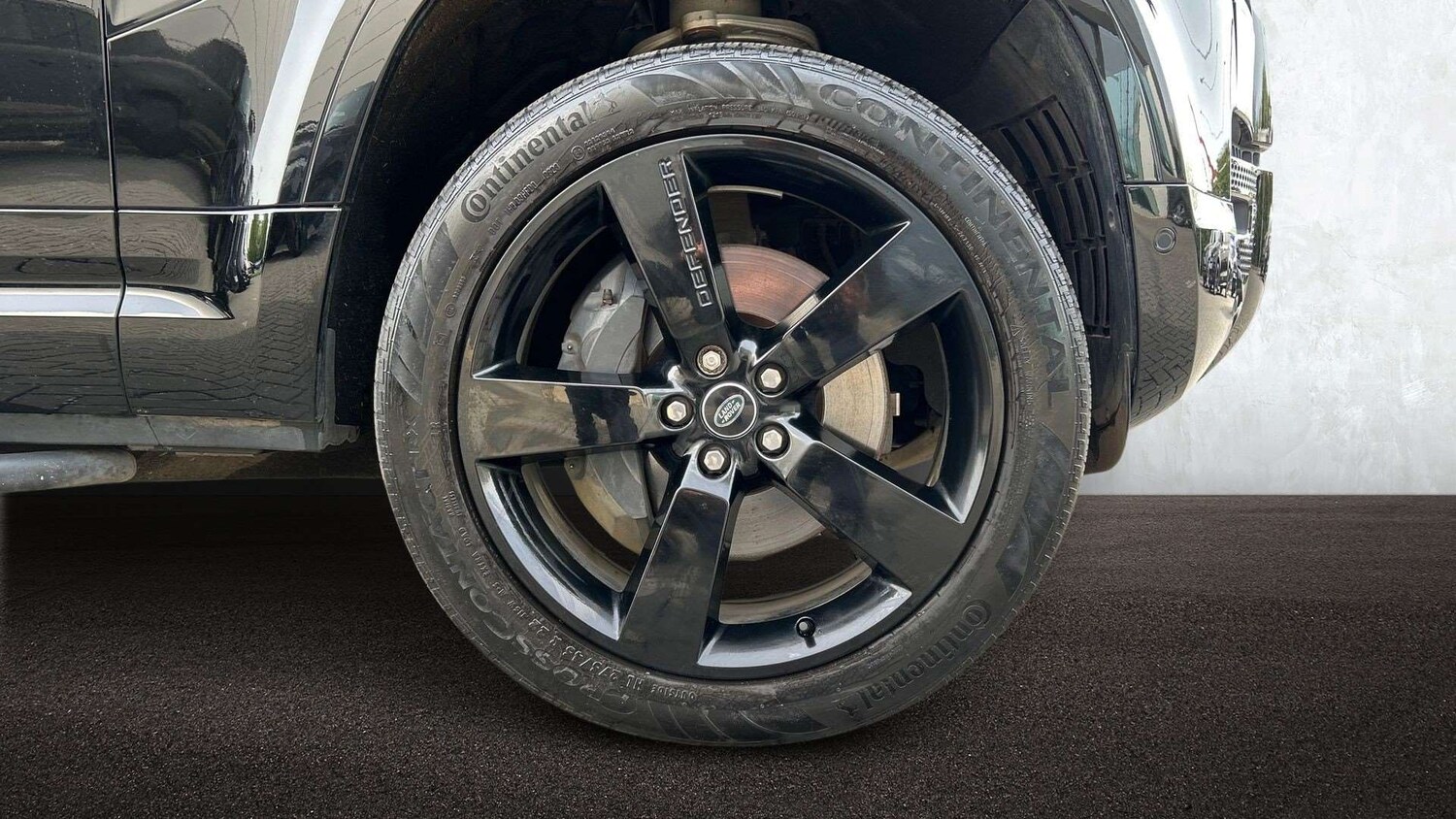 Used Land Rover Defender 2023 for sale - 78208962: Photo 8