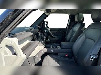 Used Land Rover Defender 2022 for sale - 78233779: Photo