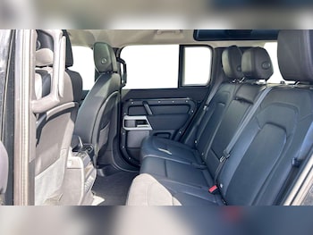 Used Land Rover Defender 2022 for sale - 78233779: Photo