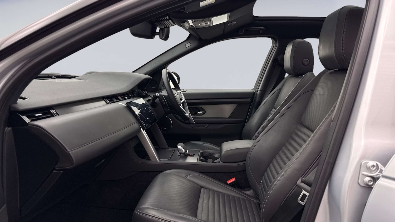 Used Land Rover Discovery Sport 2024 for sale - 77308563: Photo 3