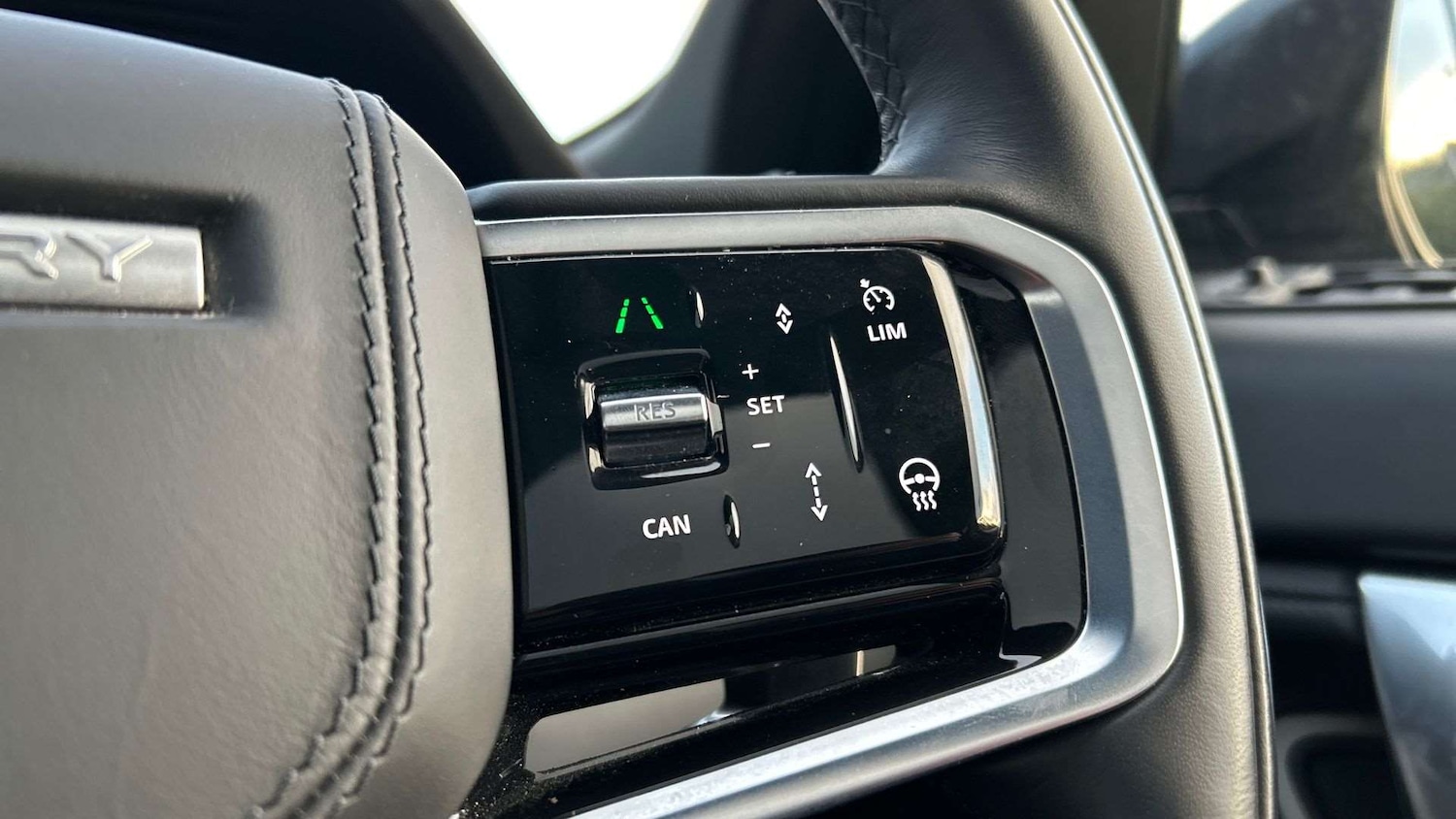 Used Land Rover Discovery Sport 2024 for sale - 77308563: Photo 32