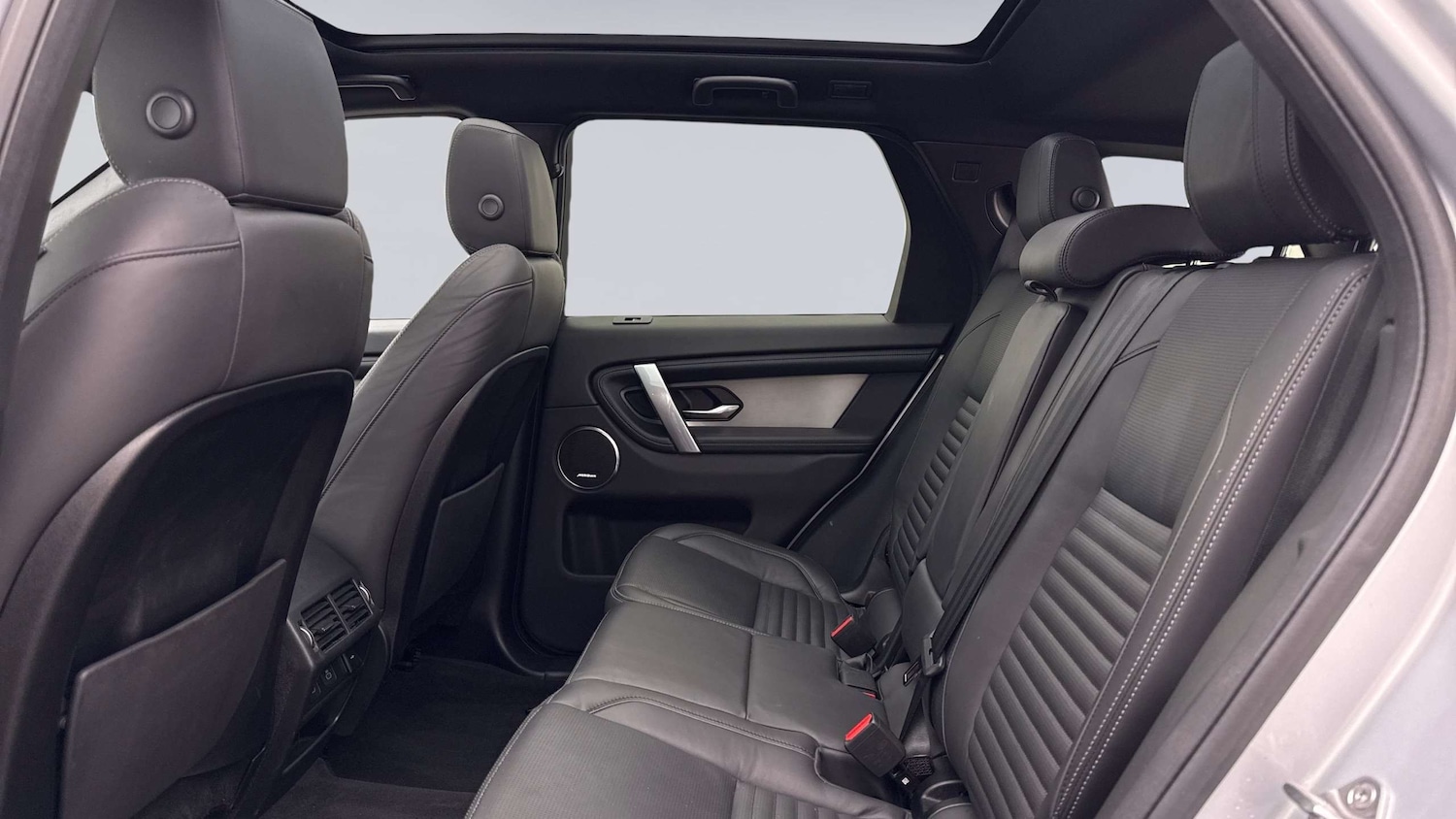 Used Land Rover Discovery Sport 2024 for sale - 77308563: Photo 4