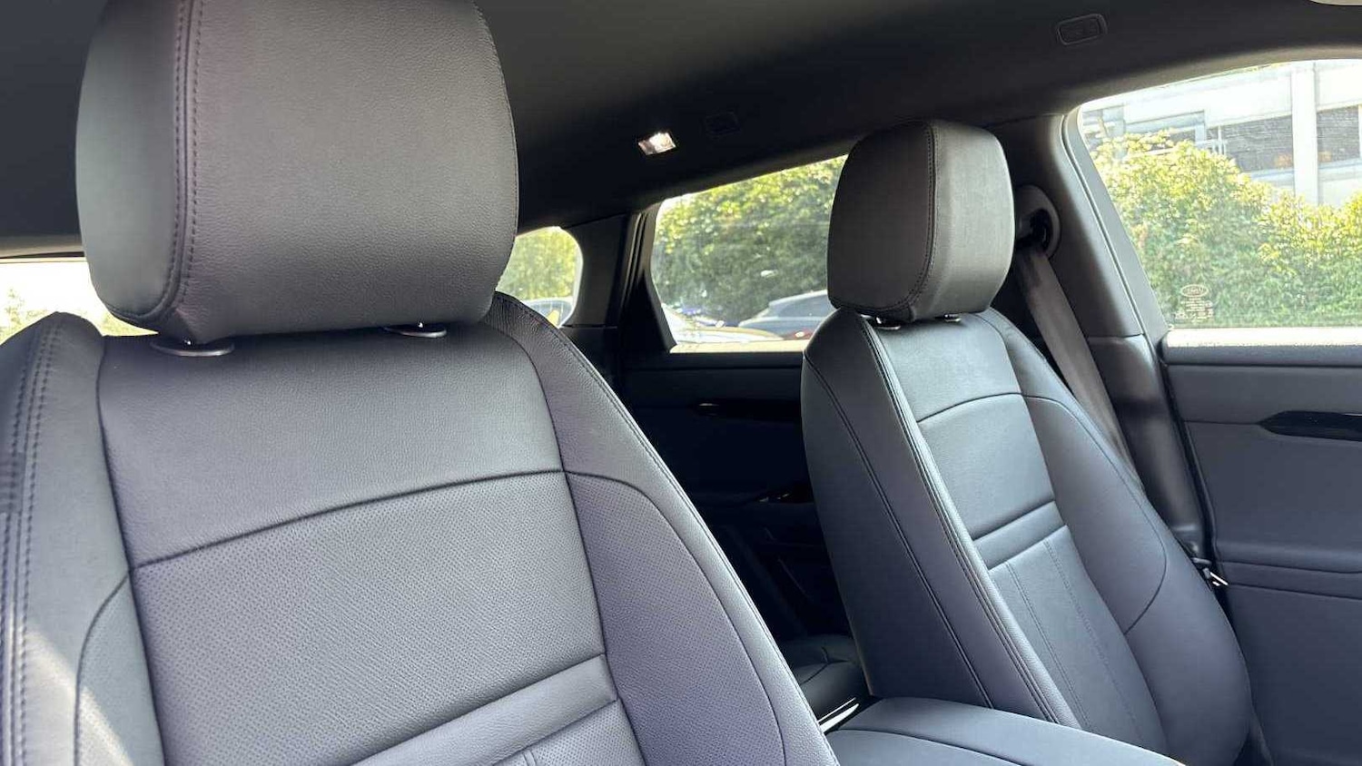 Used Land Rover Range Rover Evoque 2024 for sale - 76460309: Photo 22