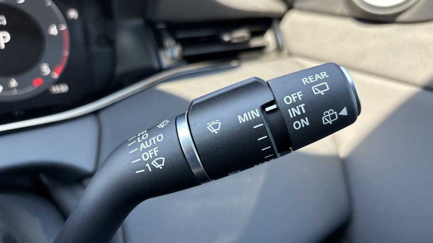 Used Land Rover Range Rover Evoque 2024 for sale - 76460309: Photo 27