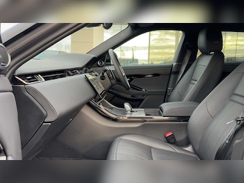 Used Land Rover Range Rover Evoque 2024 for sale - 76460309: Photo