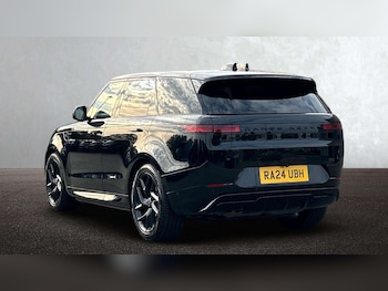 Used Land Rover Range Rover Sport 2024 for sale - 76460073: Photo