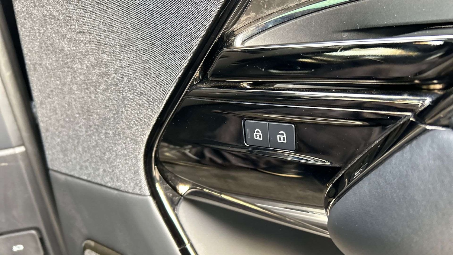 Used Land Rover Range Rover Sport 2024 for sale - 76460073: Photo 33