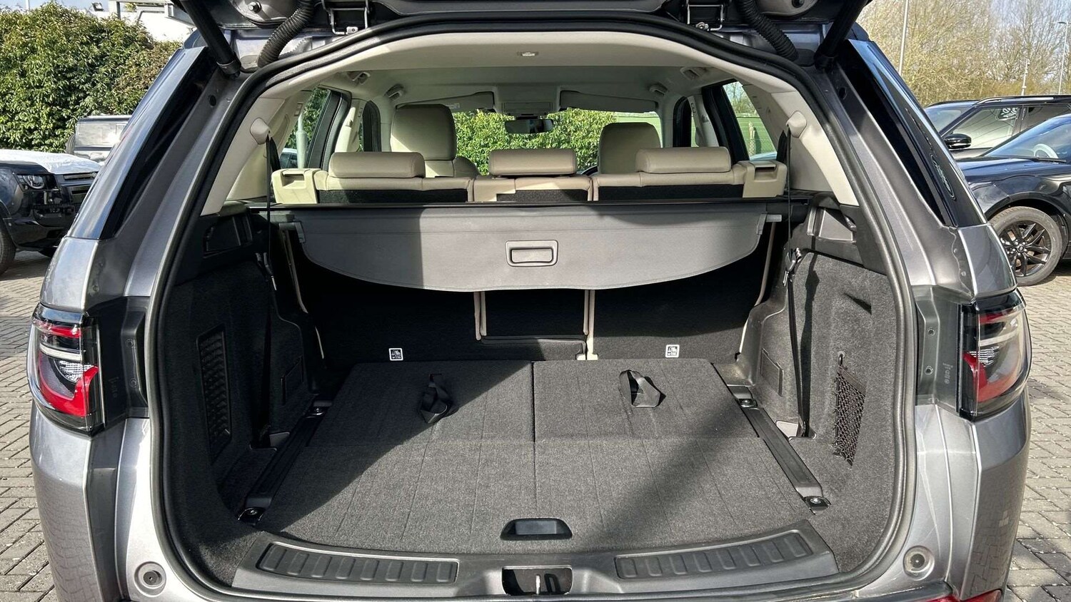 Used Land Rover Discovery Sport 2020 for sale - 78119224: Photo 10