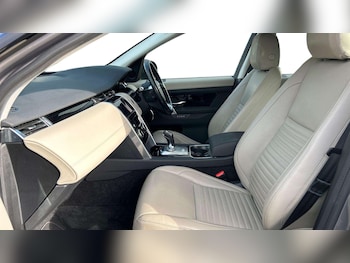 Used Land Rover Discovery Sport 2020 for sale - 78119224: Photo