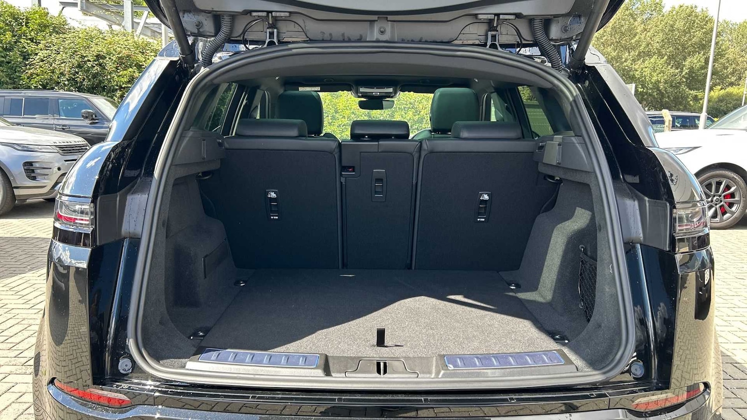 Used Land Rover Range Rover Evoque 2025 for sale - 76460573: Photo 10