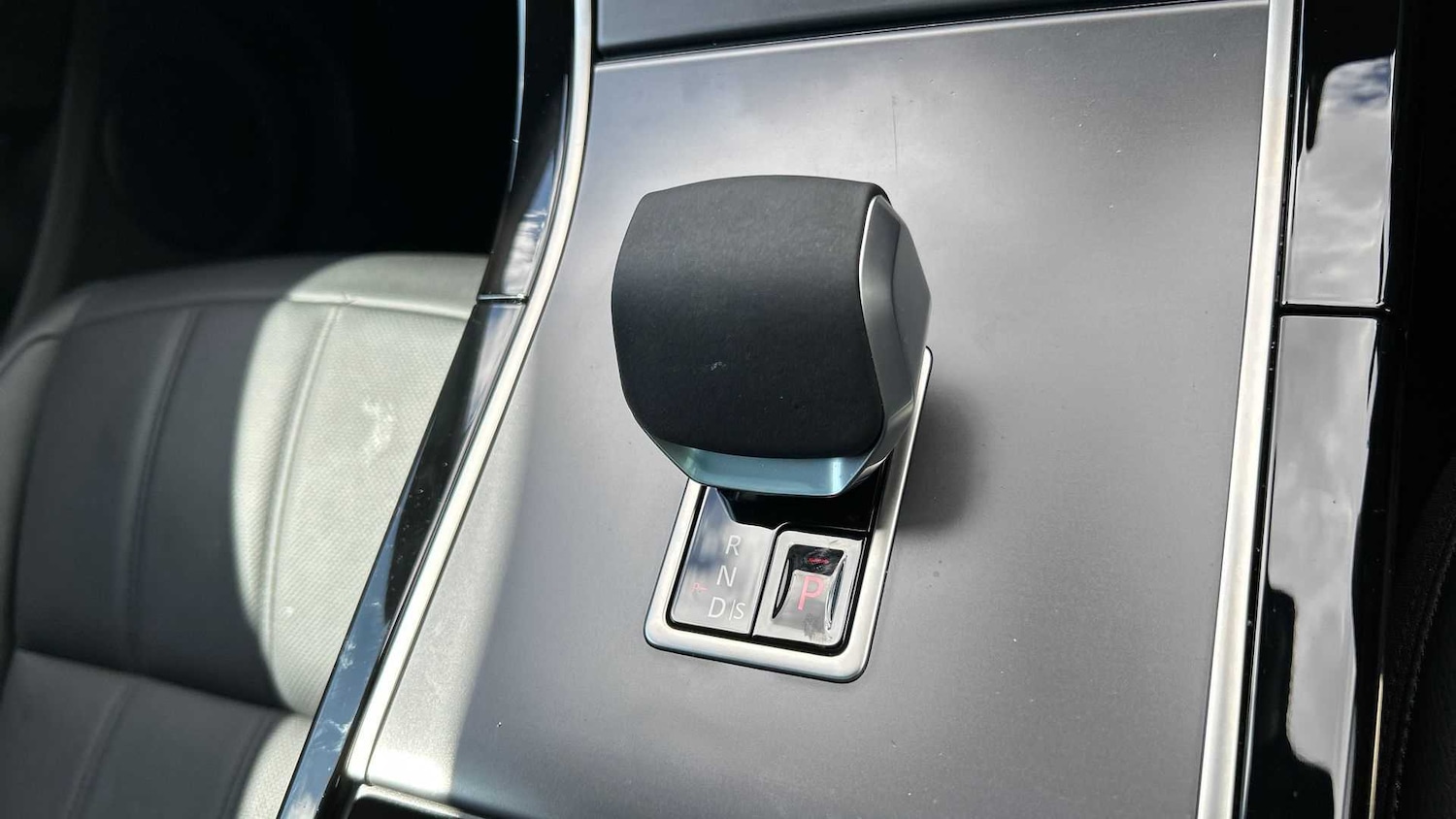 Used Land Rover Range Rover Evoque 2025 for sale - 76460573: Photo 13