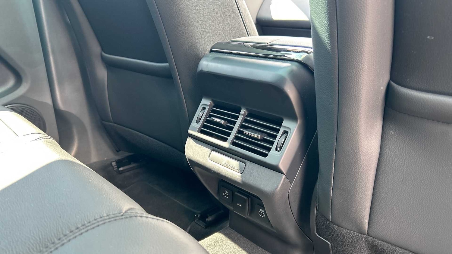 Used Land Rover Range Rover Evoque 2025 for sale - 76460573: Photo 18