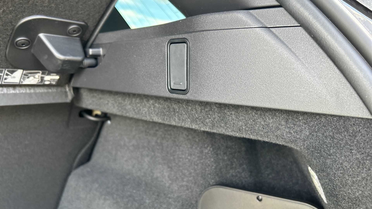 Used Land Rover Range Rover Evoque 2025 for sale - 76460573: Photo 27