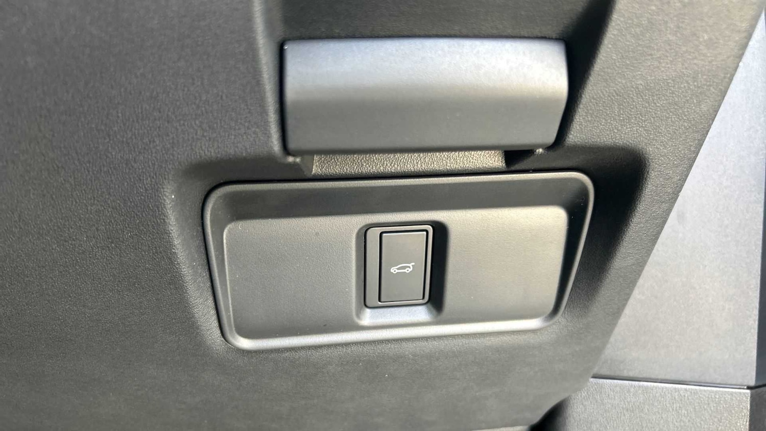 Used Land Rover Range Rover Evoque 2025 for sale - 76460573: Photo 33