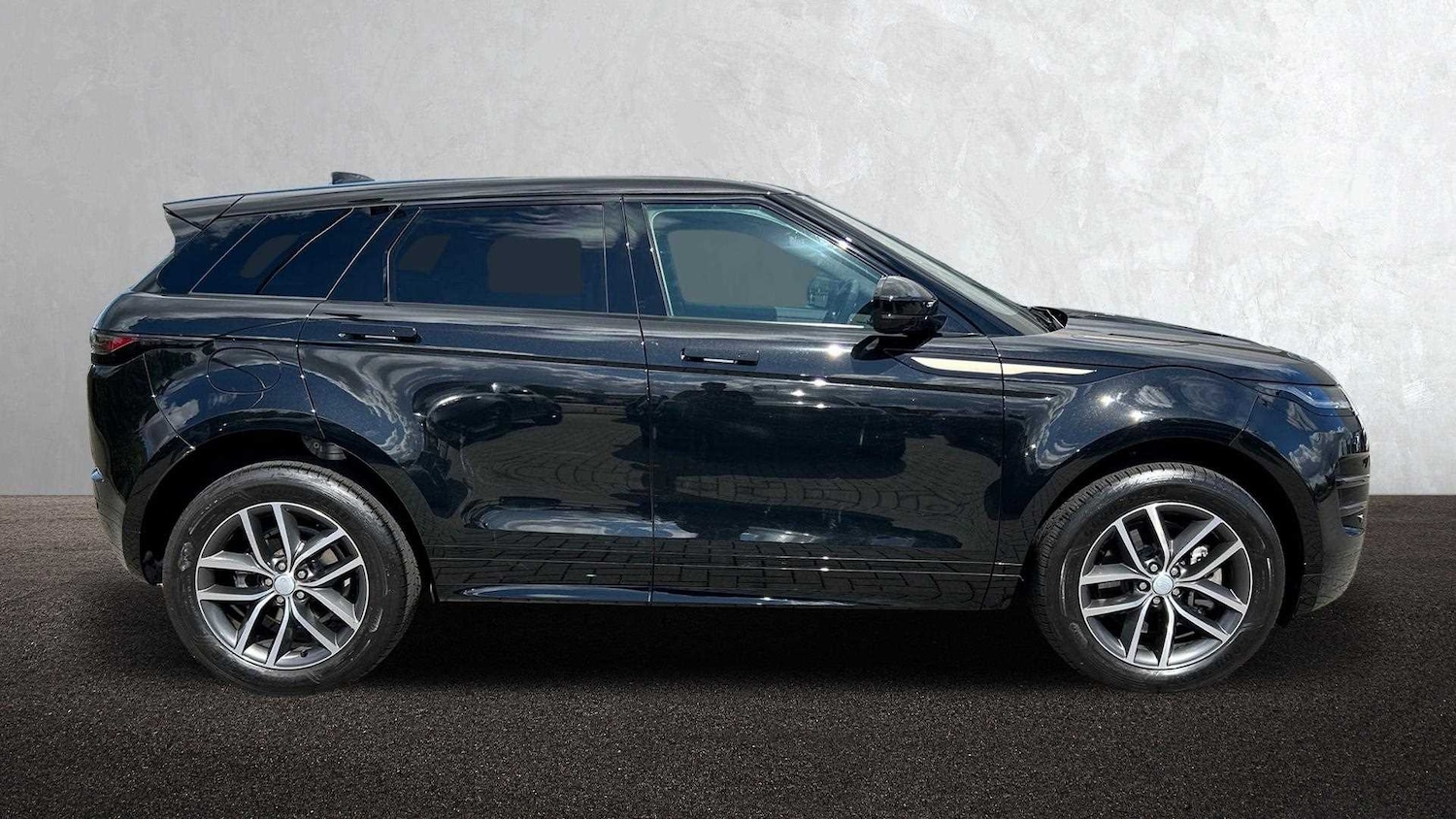 Used Land Rover Range Rover Evoque 2025 for sale - 76460573: Photo 5