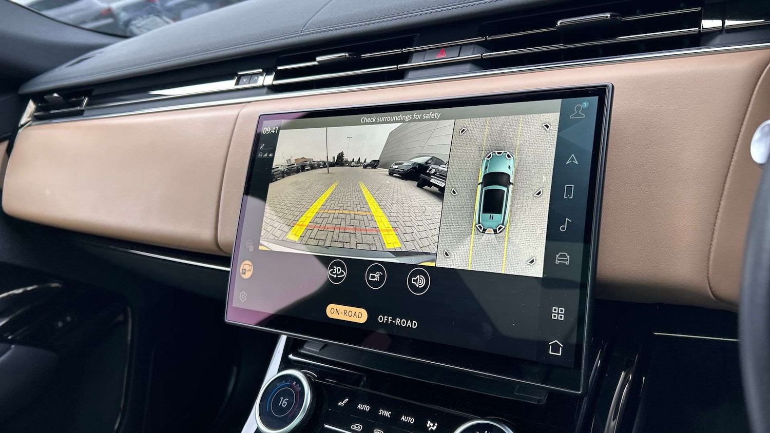 Used Land Rover Range Rover Sport 2023 for sale - 76460198: Photo 12