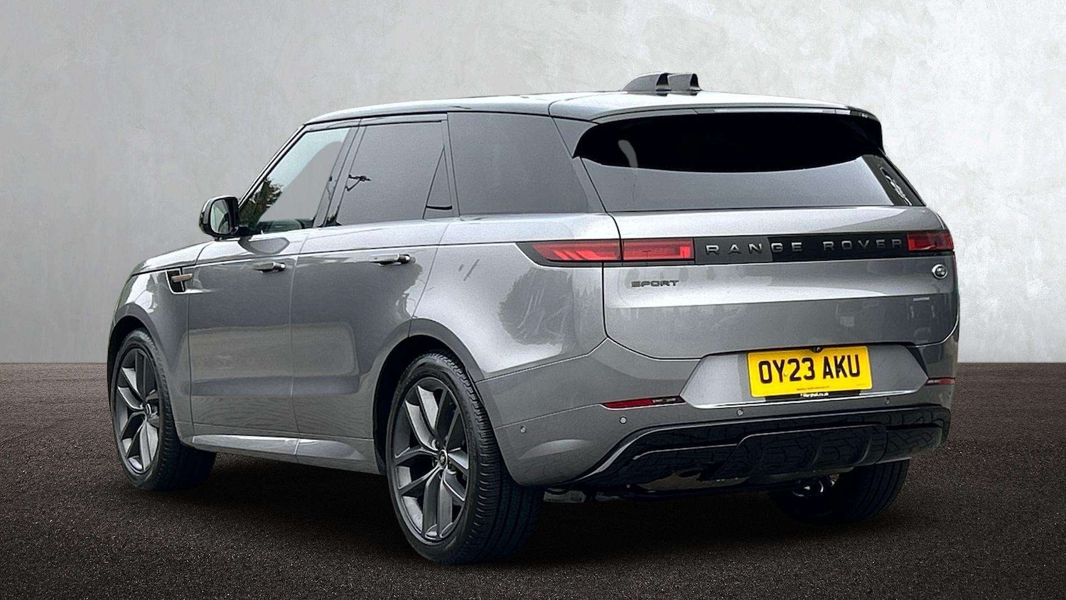 Used Land Rover Range Rover Sport 2023 for sale - 76460198: Photo 2