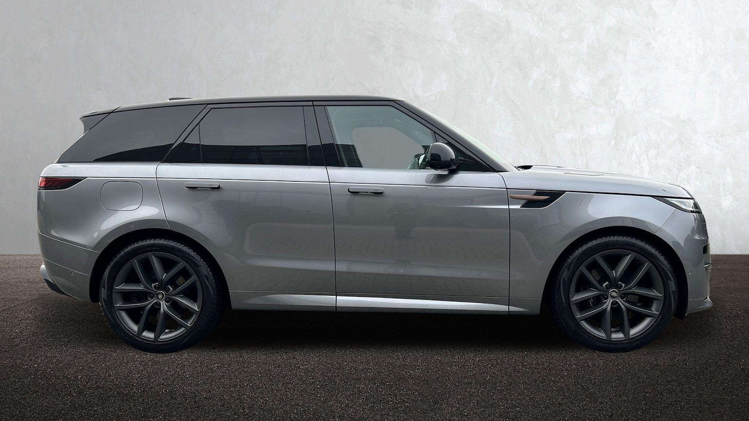 Used Land Rover Range Rover Sport 2023 for sale - 76460198: Photo 5