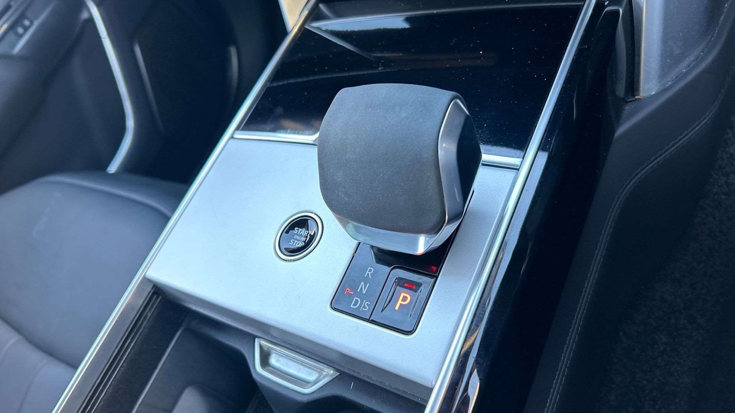 Used Land Rover Range Rover 2024 for sale - 76916002: Photo 13