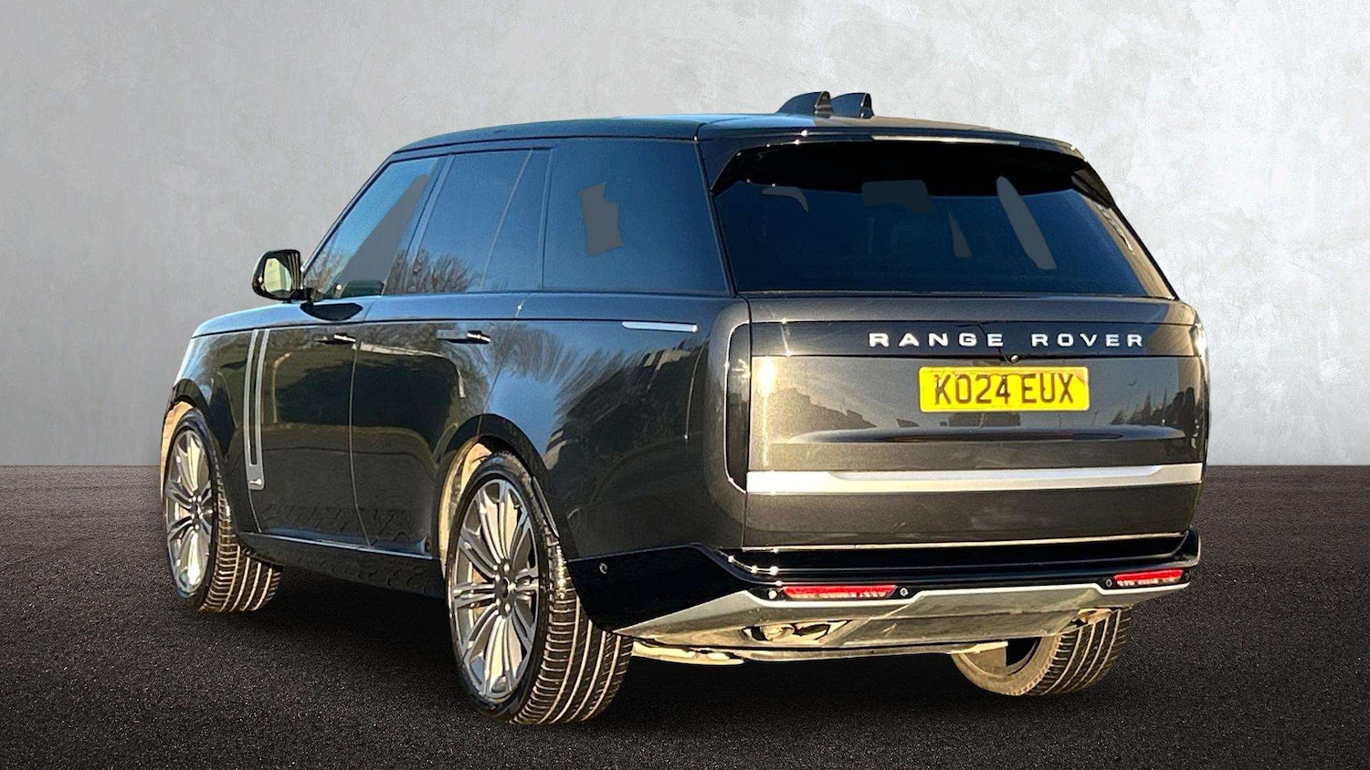 Used Land Rover Range Rover 2024 for sale - 76916002: Photo 2