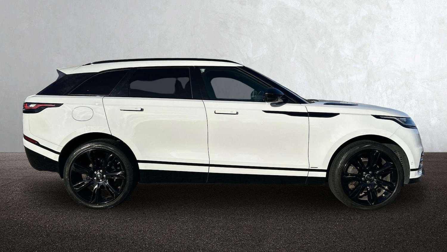 Used Land Rover Range Rover Velar 2020 for sale - 76610625: Photo 5