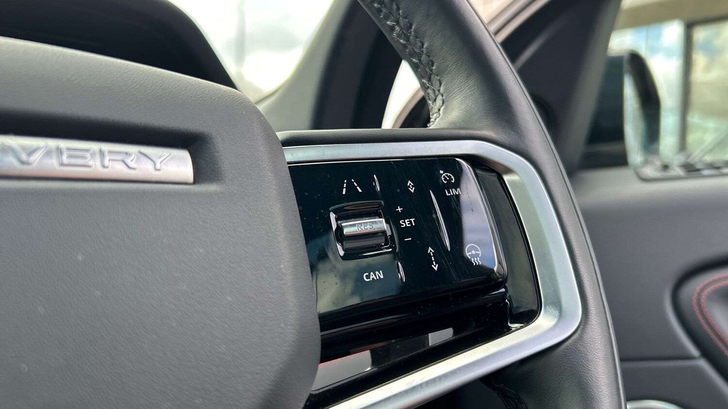 Used Land Rover Discovery Sport 2023 for sale - 77827555: Photo 35