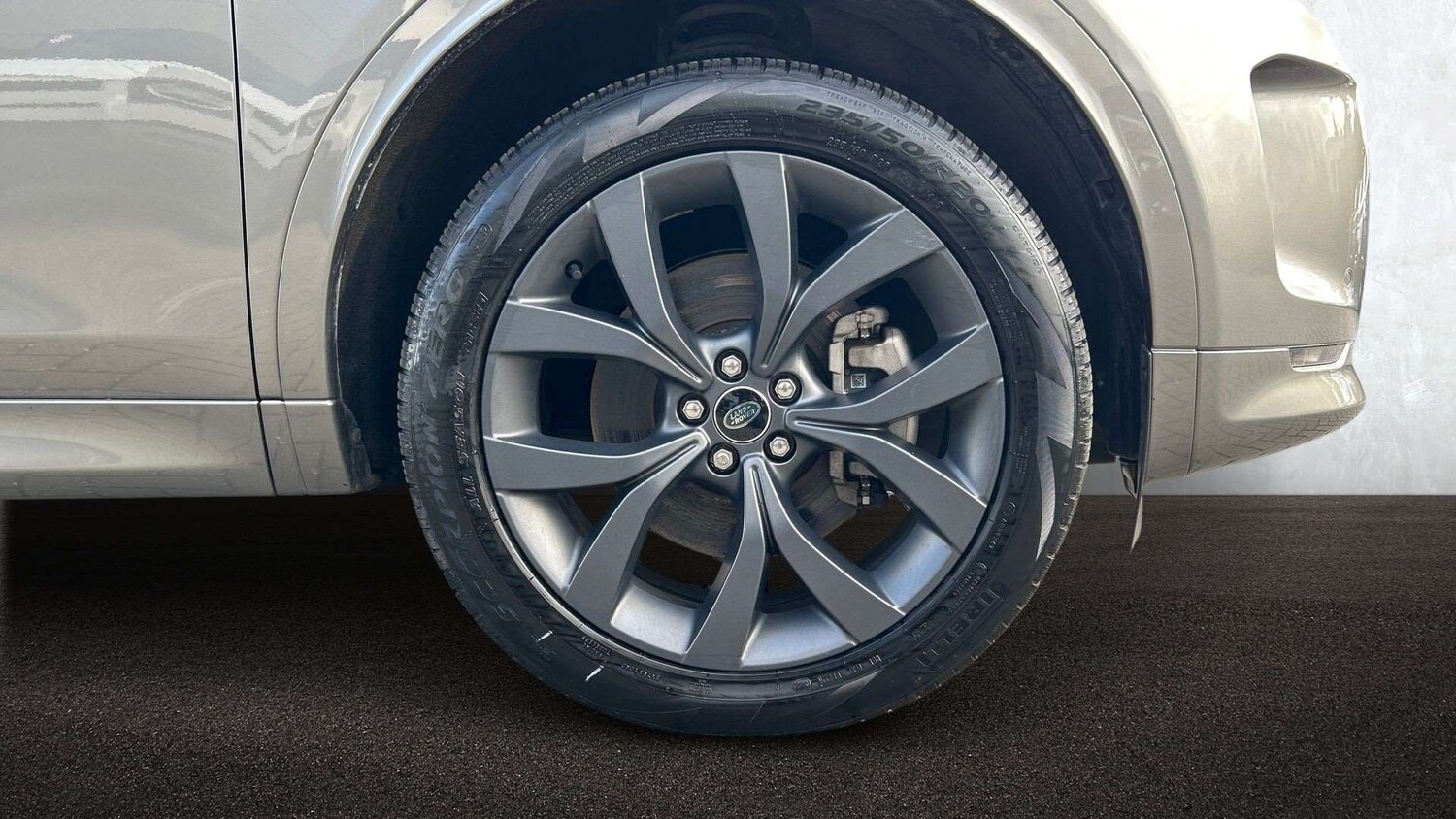 Used Land Rover Discovery Sport 2023 for sale - 77827555: Photo 8