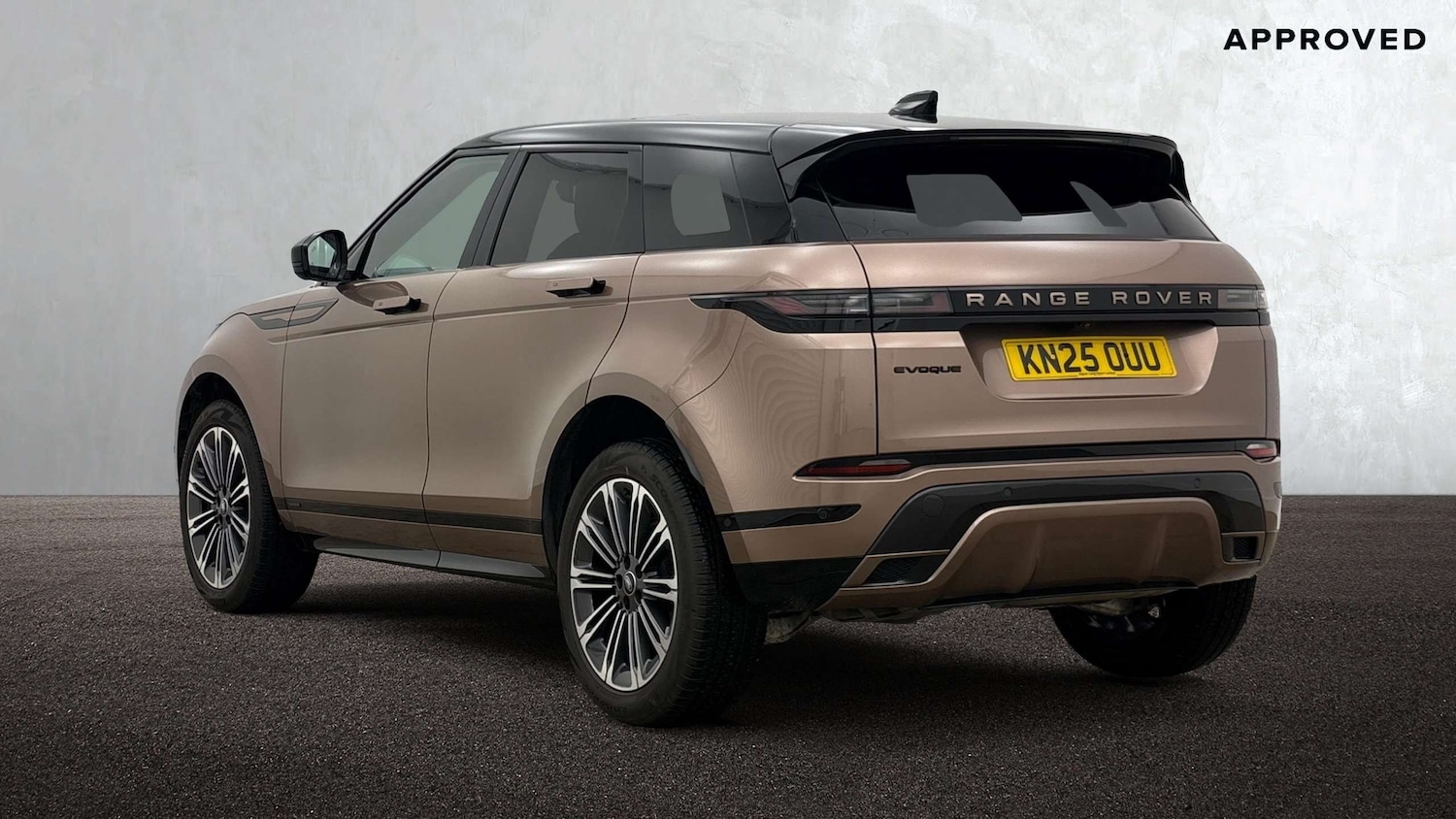 Used Land Rover Range Rover Evoque 2025 for sale - 77787193: Photo 2