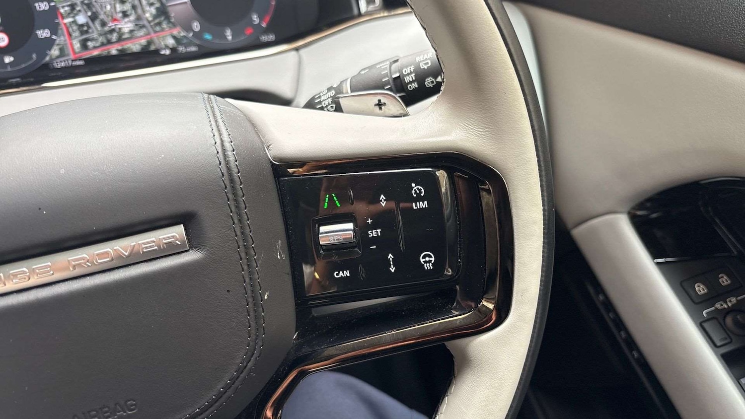 Used Land Rover Range Rover Evoque 2025 for sale - 77787193: Photo 32