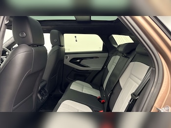 Used Land Rover Range Rover Evoque 2025 for sale - 77787193: Photo