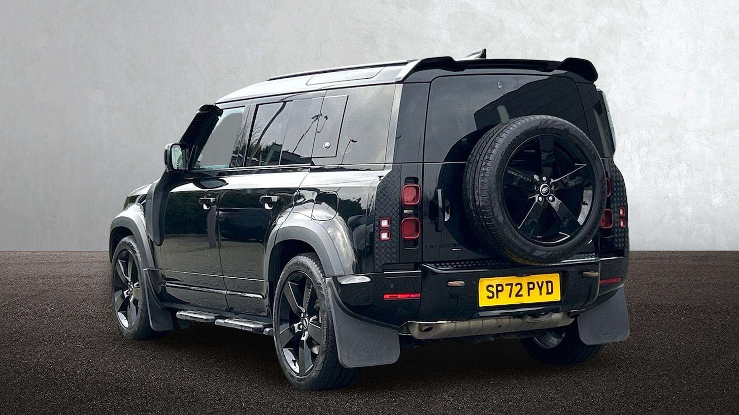 Used Land Rover Defender 2022 for sale - 77333947: Photo 2