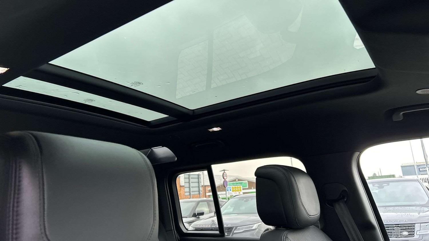 Used Land Rover Defender 2022 for sale - 77333947: Photo 21