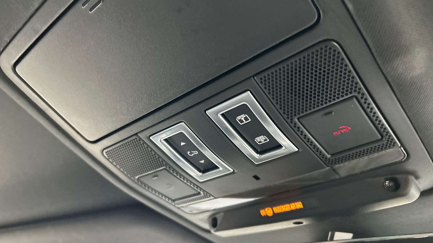 Used Land Rover Defender 2022 for sale - 77333947: Photo 23