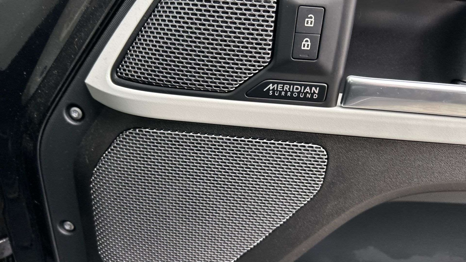 Used Land Rover Defender 2022 for sale - 77333947: Photo 24