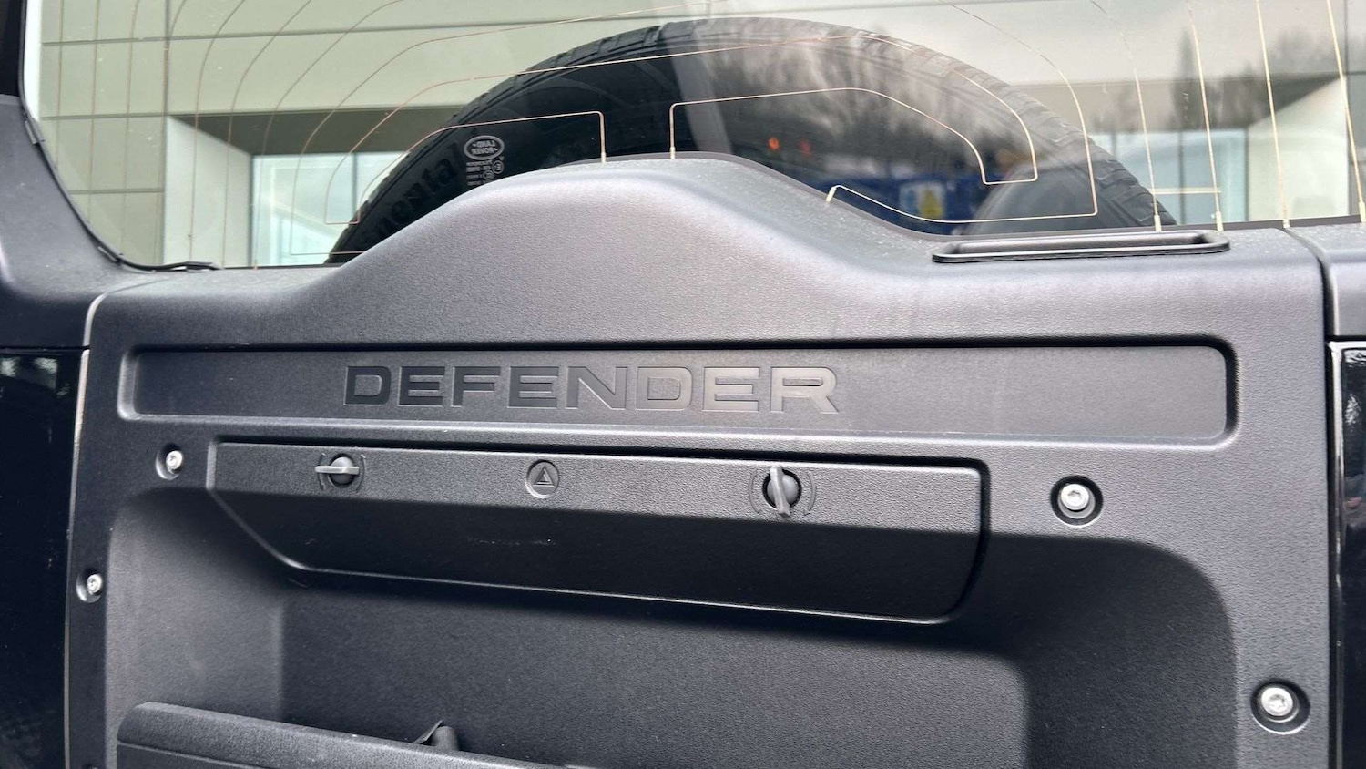 Used Land Rover Defender 2022 for sale - 77333947: Photo 27