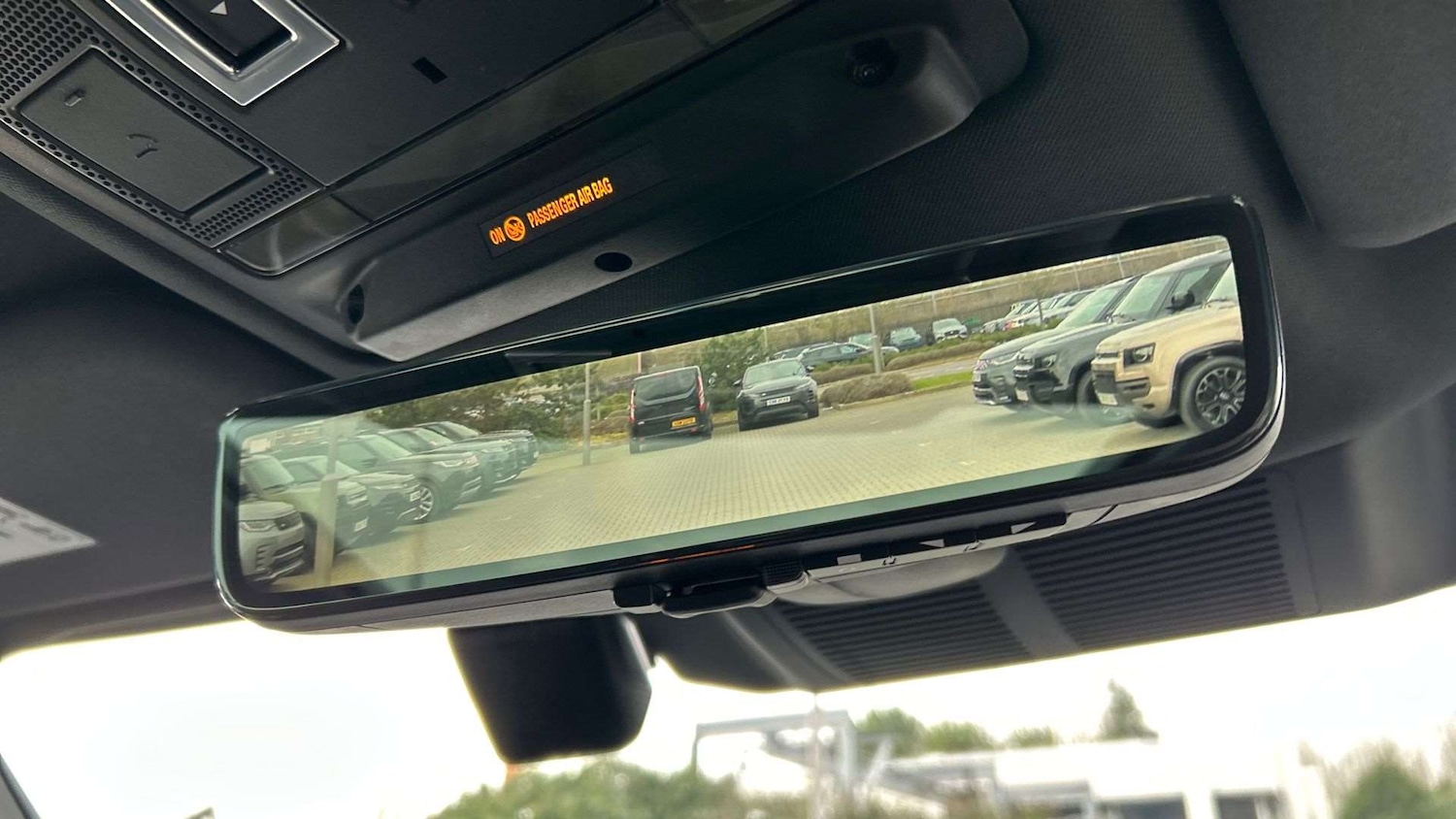 Used Land Rover Defender 2022 for sale - 77333947: Photo 35