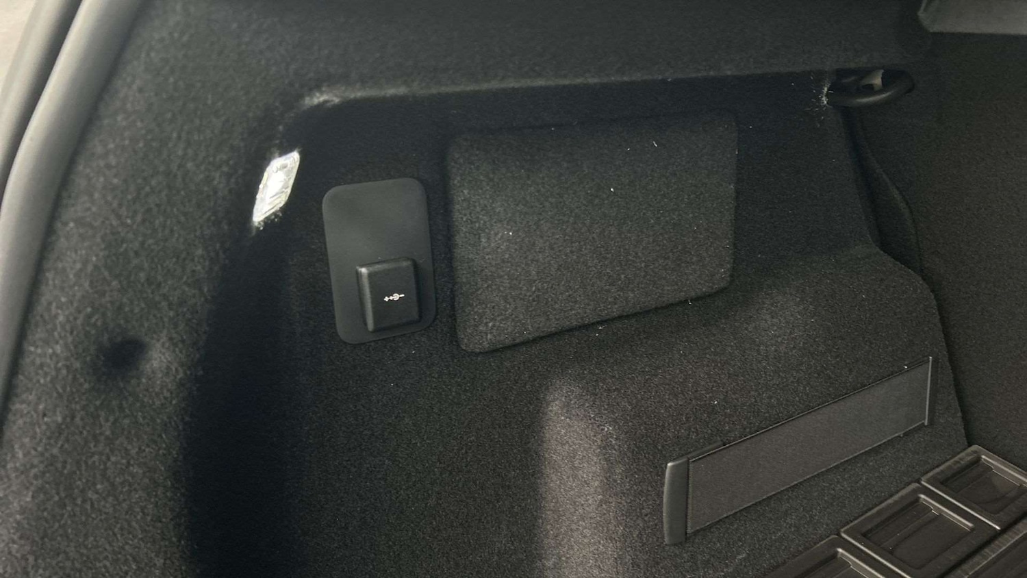 Used Land Rover Range Rover Evoque 2025 for sale - 78161659: Photo 27