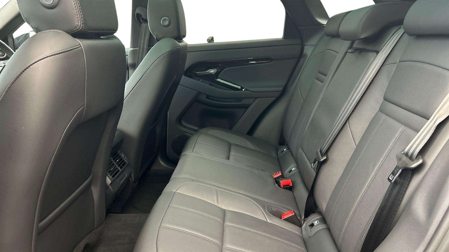 Used Land Rover Range Rover Evoque 2025 for sale - 78161659: Photo 4