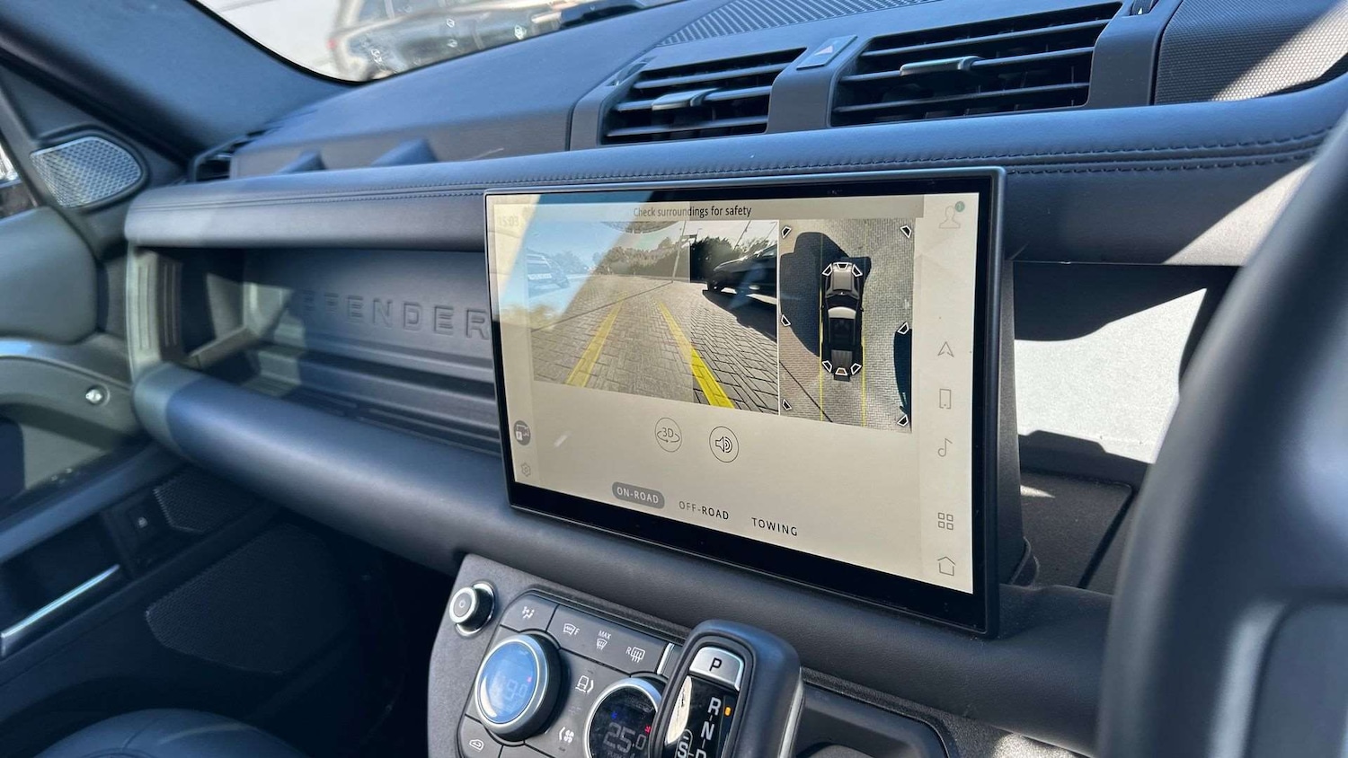 Used Land Rover Defender 2024 for sale - 76460362: Photo 12